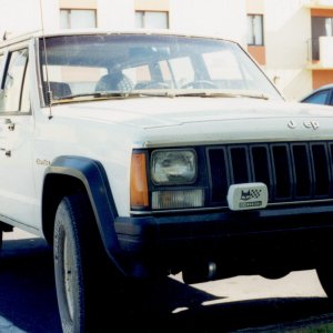Media 'Iceland Cherokee' in category 'Medium Sized Jeeps'