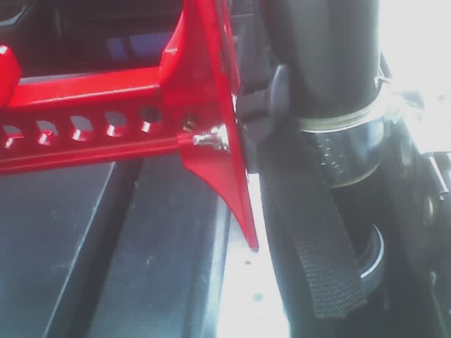 Farm Jack on the base side mount